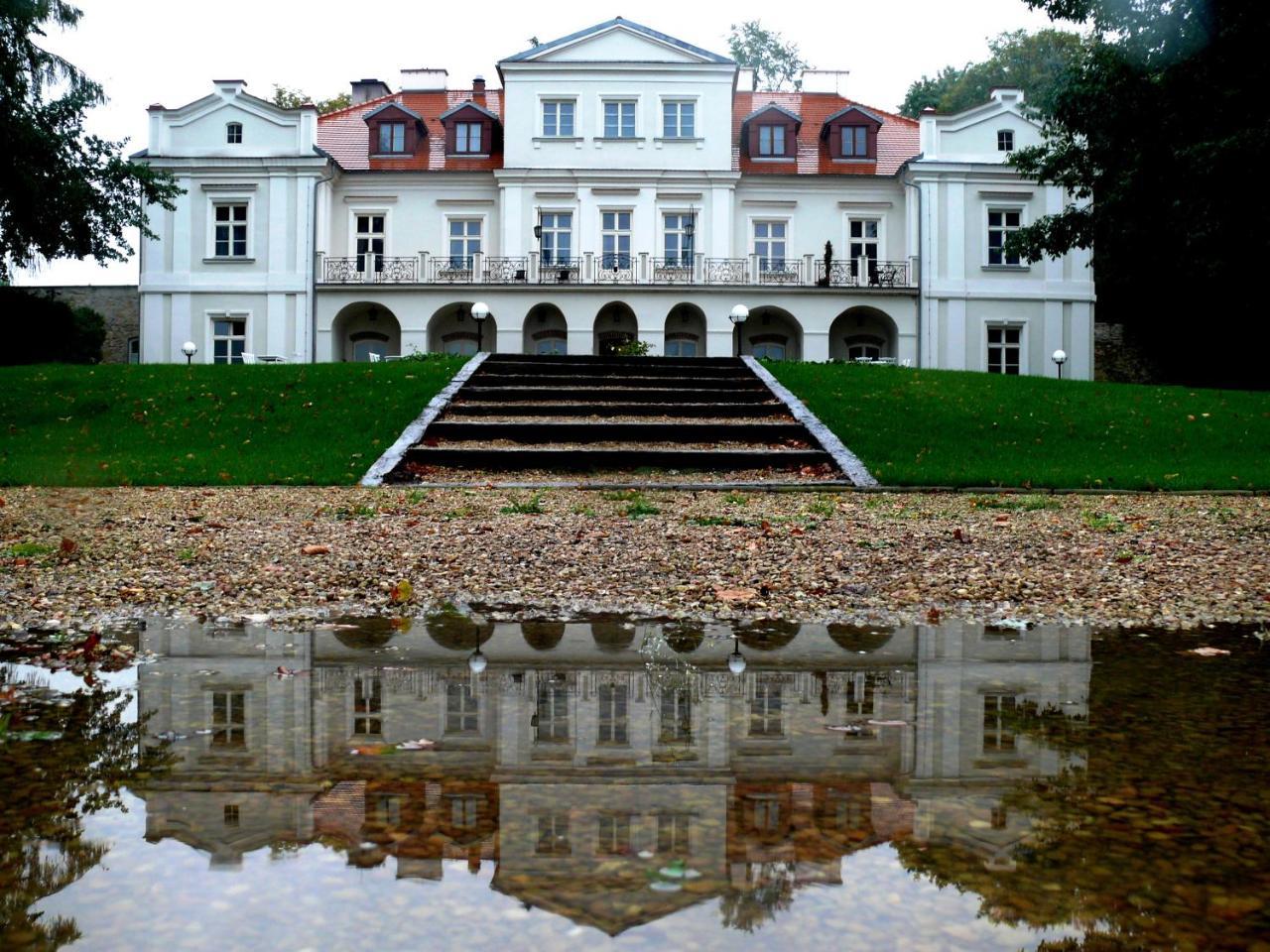 Dwor Zbozenna Hotel Przysucha Luaran gambar